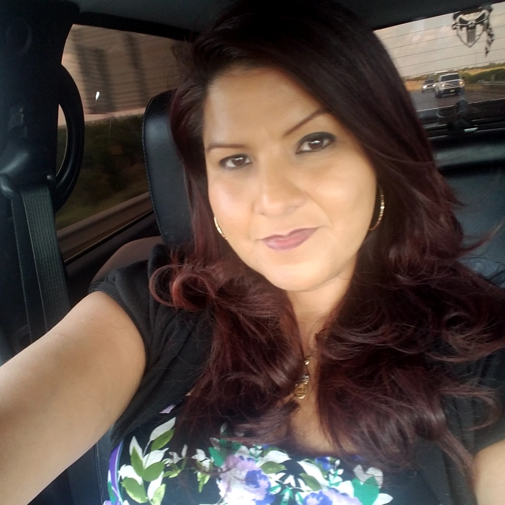 Meet your Posher, Lisa